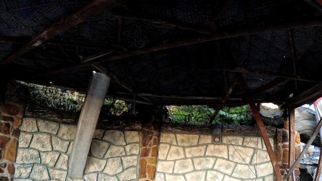 как построить пещеру грот, из арт бетона . каркасы и фундамент для пещеры домика с водопадом. смотреть онлайн