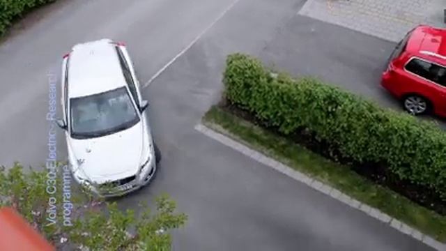 10 Research Programme (Volvo C30 Electric) смотреть онлайн
