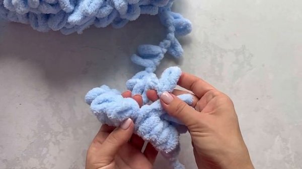 Самый простой плед за пару часов! ? Вяжем руками из Alize Puffy, без каких-либо навыков в вязании!