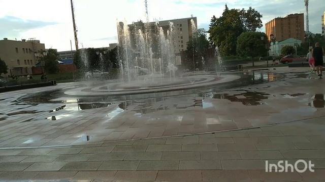 Скорей домой пока не много дождь прекратился, а в небе радуга. смотреть онлайн