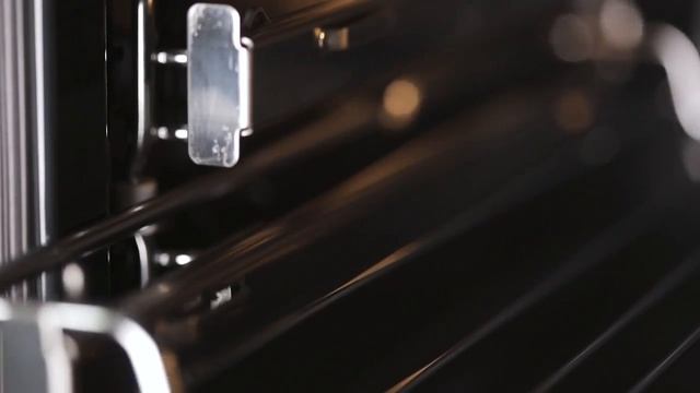 Smeg Dolce Stil Novo Kompakt-Backofen mit Mikrowelle | Erhältlich bei moebelplus смотреть онлайн