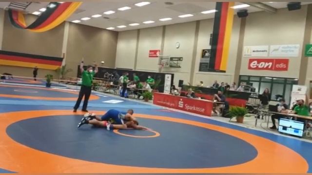 Будни Светика?Влог?Осталась одна дома?На четыре дня?Чемпионат Германии???11.11.21#буднисветика #вло смотреть онлайн