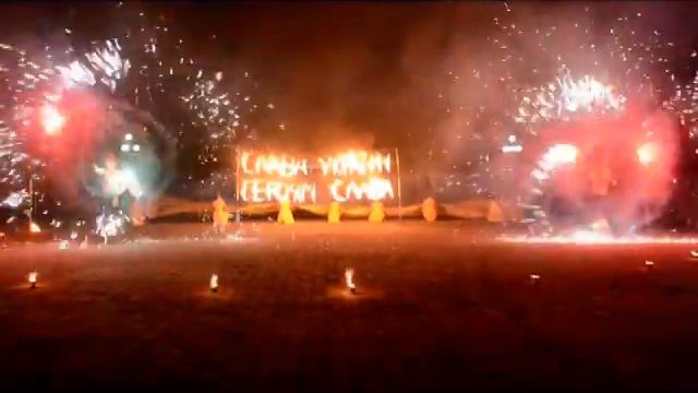 Вогняно-піротехнічне шоу на день м. Ковель 2015! Театр вогню "Аладдін" смотреть онлайн