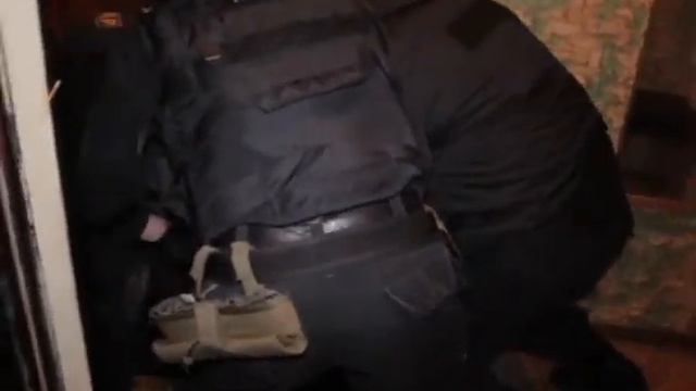 В Калининграде полиция проводит проверку по факту стрельбы в доме на улице Генерала Буткова смотреть онлайн