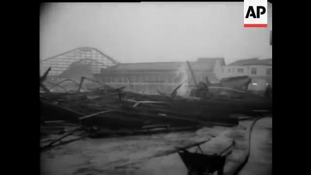 FIRE AT BELLE VUE смотреть онлайн