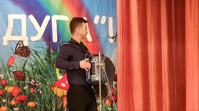 Музыка Е. Дербенко "Виртуоз". Исполняет Роман Мишин. #гармонь #музыкадлядуши #музыкаевгениядербенко смотреть онлайн