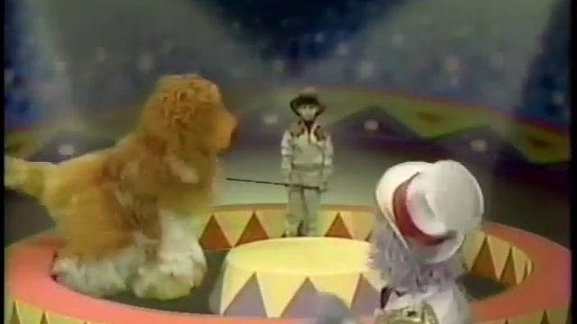 Sesame Street 2742: Barkley the Circus Lion (1990) смотреть онлайн