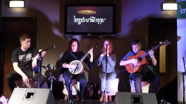 Angela Usher Cd launch of “The Gort Mile” - 25th Ennis Trad Festival, Ennis ,Ireland. 11.11.18. смотреть онлайн