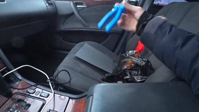 Купил W210!УБИРАЕМ РЖАВЧИНУ С ПОМОЩЬЮ ЦИНКАРЯ! смотреть онлайн