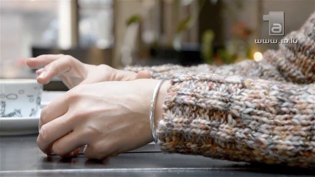 1A.LV TESTS: Aktrise Karīna Tatarinova iepazīstas ar jaunāko PocketBook planšeti смотреть онлайн