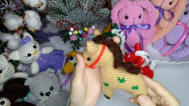 Вязаные игрушки, обзор готовых работ!!!#вязаныеигрушки #подарки смотреть онлайн