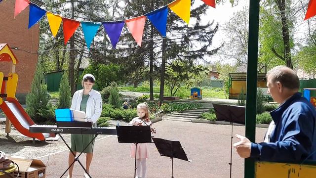 ХРИСТОС ВОСКРЕС! Участие в детском доме для инвалидов на Пасху. смотреть онлайн