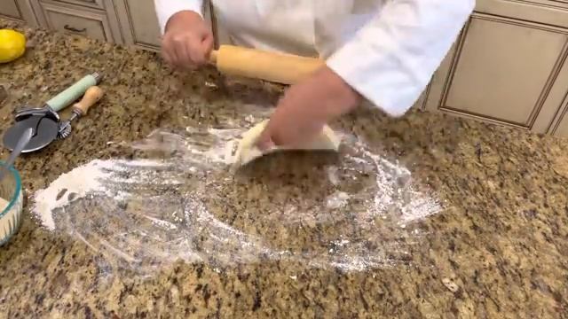 Простой рецепт рогаликов. Каждый, кто попробует, их никогда не забудет!.mp4