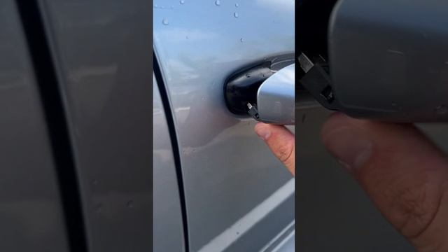 How to open your Porsche Macan with a flat battery смотреть онлайн