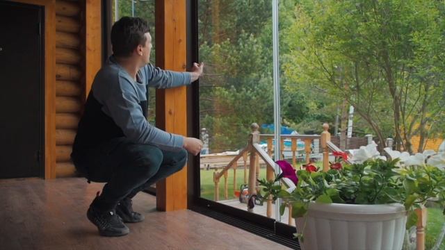 Безрамное остекление CLAROFLEX SLIDE в пос. Листвянка смотреть онлайн