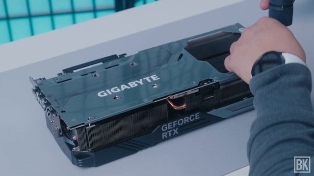 EPIC White & Black Water Cooling PC Time Lapse - Hyte Y60 - RTX 4090 & 13900K смотреть онлайн