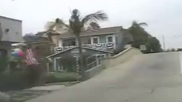 Venice Beach Canals in Los Angeles смотреть онлайн