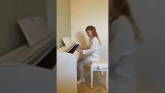 F.Spindler, Op.93. №4, Mazurka (Oleksandra Sirenko) смотреть онлайн
