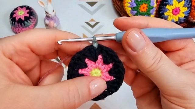 ПАСХАЛЬНОЕ ЯЙЦО ВЯЗАТЬ КРЮЧКОМ МК / ЛУЧШАЯ ДЕКОРАЦИЯ К ПАСХЕ / HOW TO CROCHET AN EASTER EGG TUTORIA смотреть онлайн