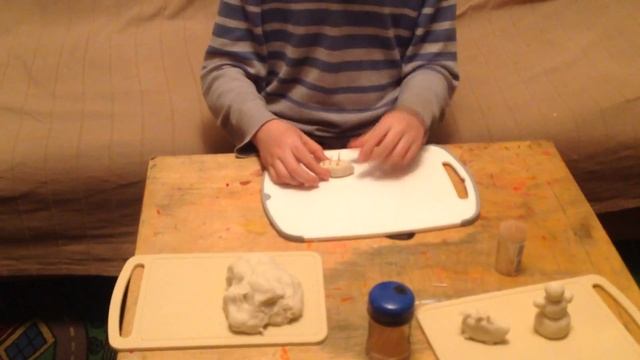 Лепим из солёного теста ежа смотреть онлайн