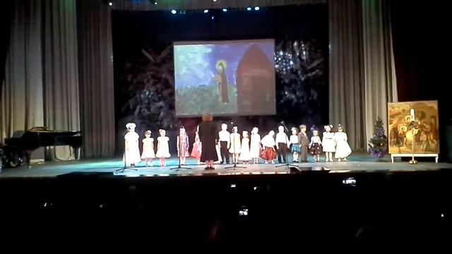 Рождество к нам в дом пришло! смотреть онлайн