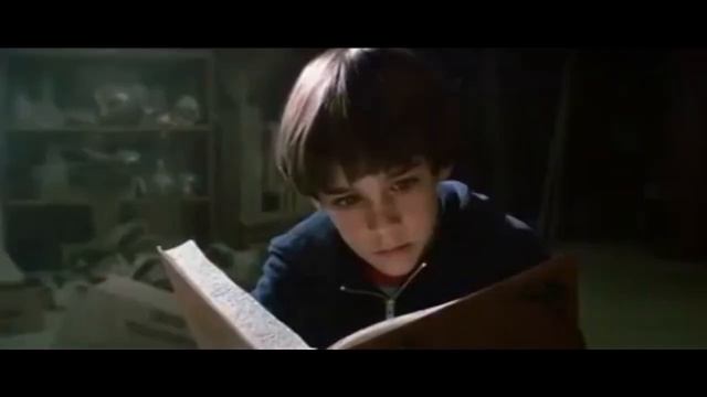 La Historia Interminable (Trailer español) смотреть онлайн