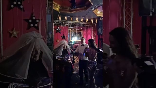 Девушка сделала предложение Стасу Барецкому стоя на коленях! ЭКСКЛЮЗИВНО ДЛЯ СТАС смотреть онлайн