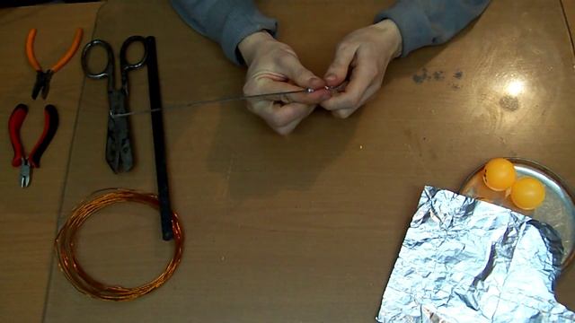 Своими руками - Ракета из шарика для настольного тенниса смотреть онлайн