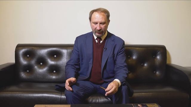 Самый редкий "шестой тип портрета" на золотых монетах десятирублевого достоинства Николая 2. 12+ смотреть онлайн