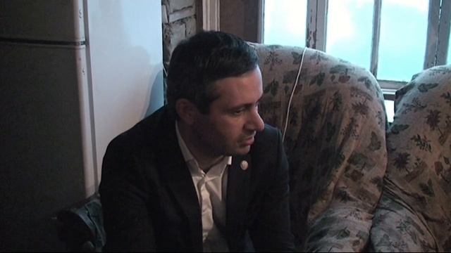 В Международный день инвалидов глава Ботлихского района посетил на дому инвалида из села Кижани смотреть онлайн