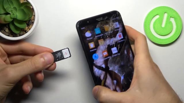 Где найти слот под SIM / SD карту на Xiaomi Redmi 5 Plus и открыть его смотреть онлайн