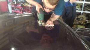 Прорезка люка в Ниве 1ч