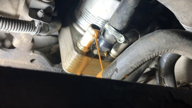 МаслоПошло В Антифриз Ford Fiesta 2011 год 1.4 Бензин