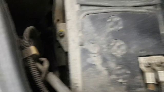 Рено дастер не заводится с ключа, стартер не крутит, молчит. Экстренно заводим машину смотреть онлайн