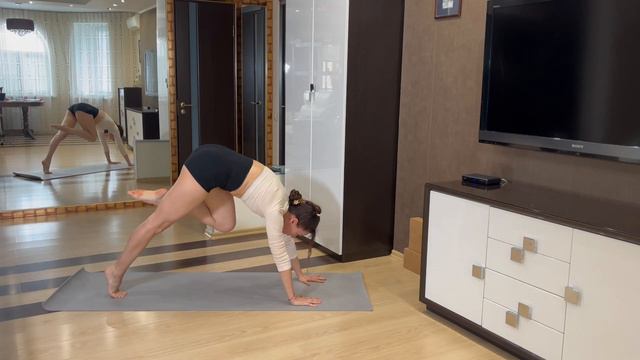 ЙОГА за 25 минут | Виньяса На Всё Тело | Йога Быстро | Короткая Практика Йоги | AYATI YOGA| смотреть онлайн