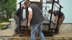 Крыльцо на винтовых сваях