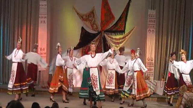 Ансамбль фольклорного танца "Канарейка" г. Ильичевск смотреть онлайн