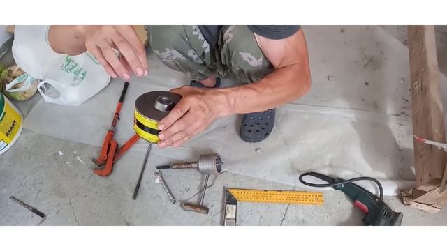 Гильза для коаксиального дымохода.Сверлю отверстие в стене коронкой на 120. смотреть онлайн