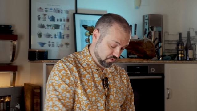 Традиционные португальские пирожки с треской - rissois de bacalhau смотреть онлайн