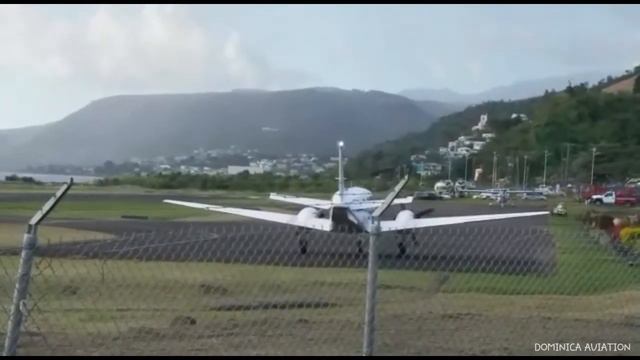 Turboprop Afternoon Action | Twin Otter & Beechcraft Kingair C90 смотреть онлайн