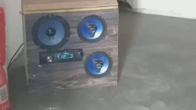 Своими руками. Колонка из магнитолы. смотреть онлайн