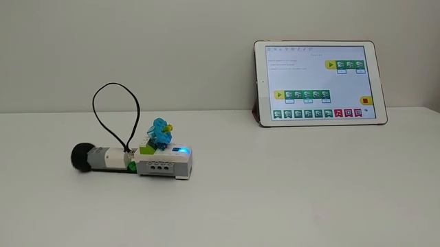 Futurama Team MissionMoon LEGO Model — Satellite смотреть онлайн