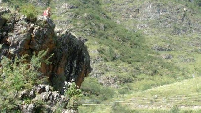 прыжки в Катунь смотреть онлайн