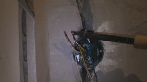 Распределительная коробка внутри розетки, Установка розеток,  удлиненных подрозетников (глубоких)