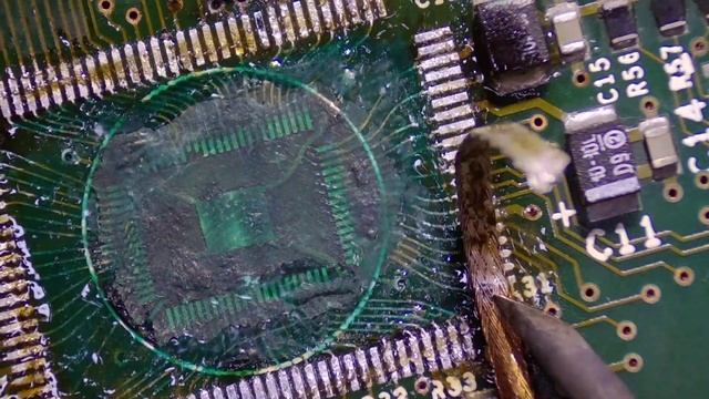 Repairing the Fluke 15B multimeter that repair fans had failed to self-repair смотреть онлайн