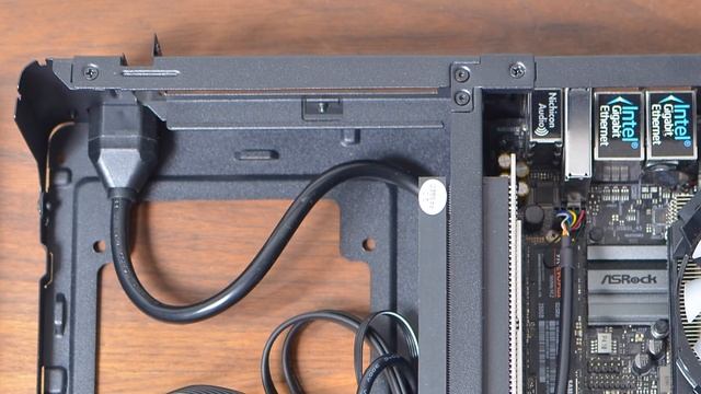 スリムでハイパワー！Fractal Design NODE 202 смотреть онлайн