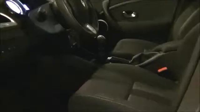 Renault Megane ESTATE 1.4 TCE Dynamique (xenon,navi,lmv).mp4 смотреть онлайн