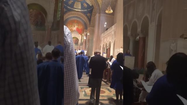 Processional at the Basilica of the National Shrine of the Immaculate Conception, Washington,DC смотреть онлайн