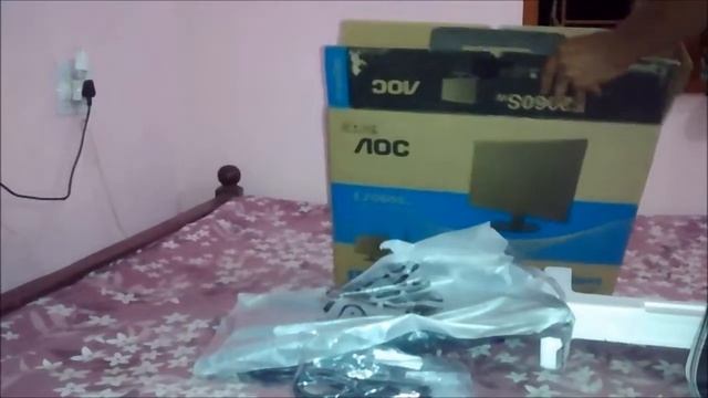 THE UNBOXING AND 1ST LOOK OF AOC E2060SW BUDGET HD LED MONITOR смотреть онлайн