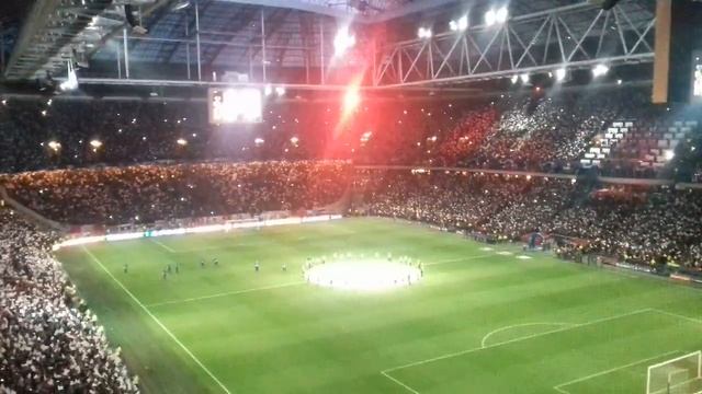 Amazing atmosphere at Johan Cruyff Arena - Amsterdam. Và pensiero смотреть онлайн